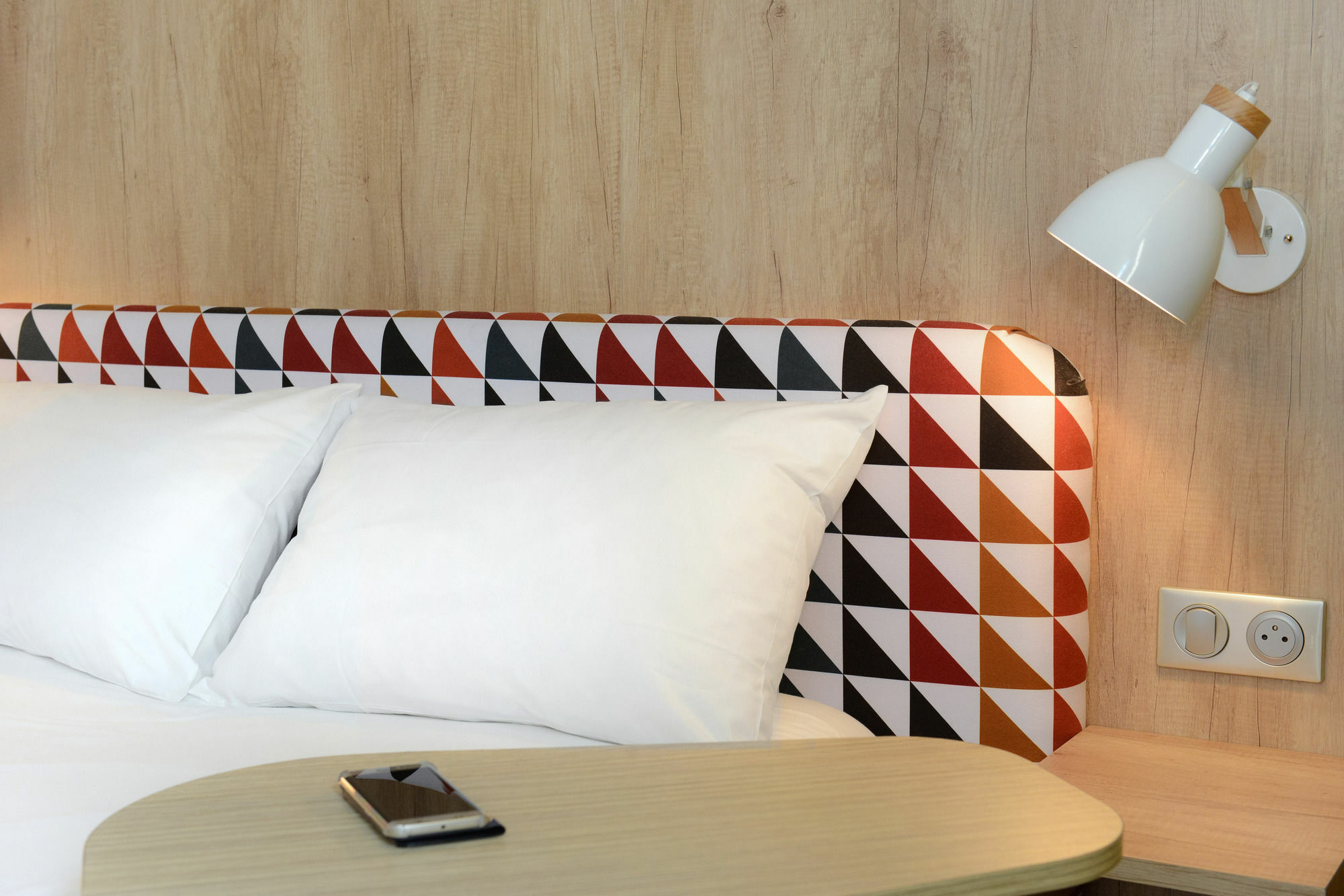 Отель Ibis Styles Caen Centre Historique Экстерьер фото