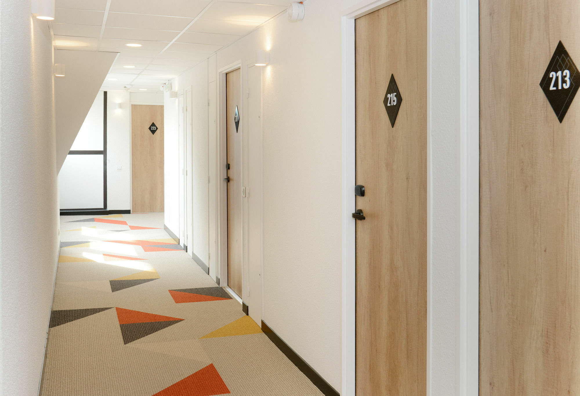 Отель Ibis Styles Caen Centre Historique Экстерьер фото