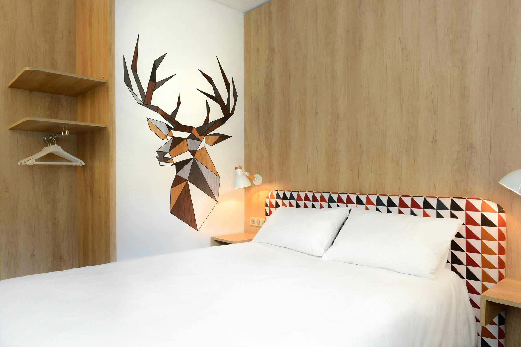 Отель Ibis Styles Caen Centre Historique Экстерьер фото